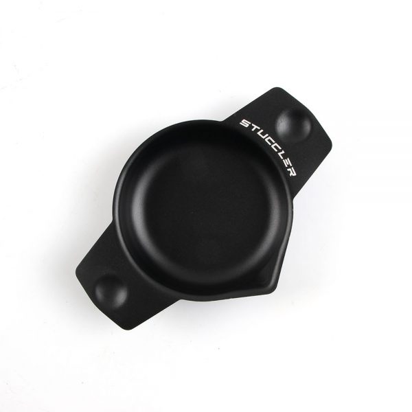 black weighing pan